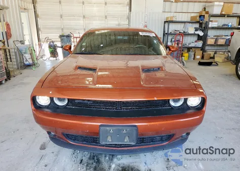 2021 Dodge Challenger Sxt z USA, uszkodzony, nr VIN 2C3CDZAGXMH567758